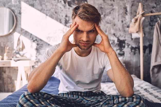 Симптомы мигрени у мужчин