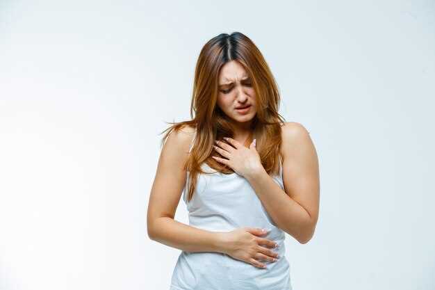 Месячные и их влияние на грудь: почему набухает и болит